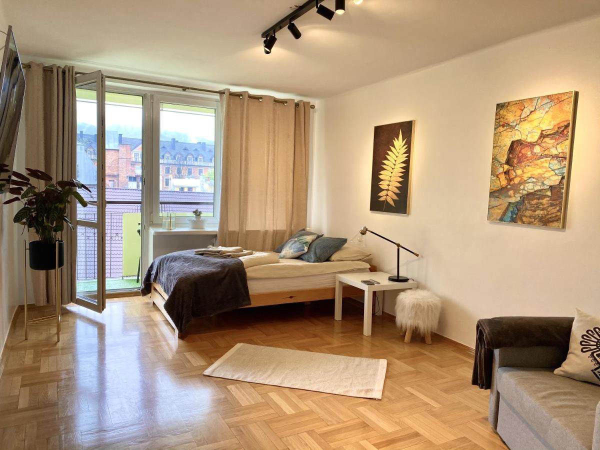 Uroczy Apartament 50 Metrow Od Krupowek, 2 Osobne Sypialnie — Photos 2